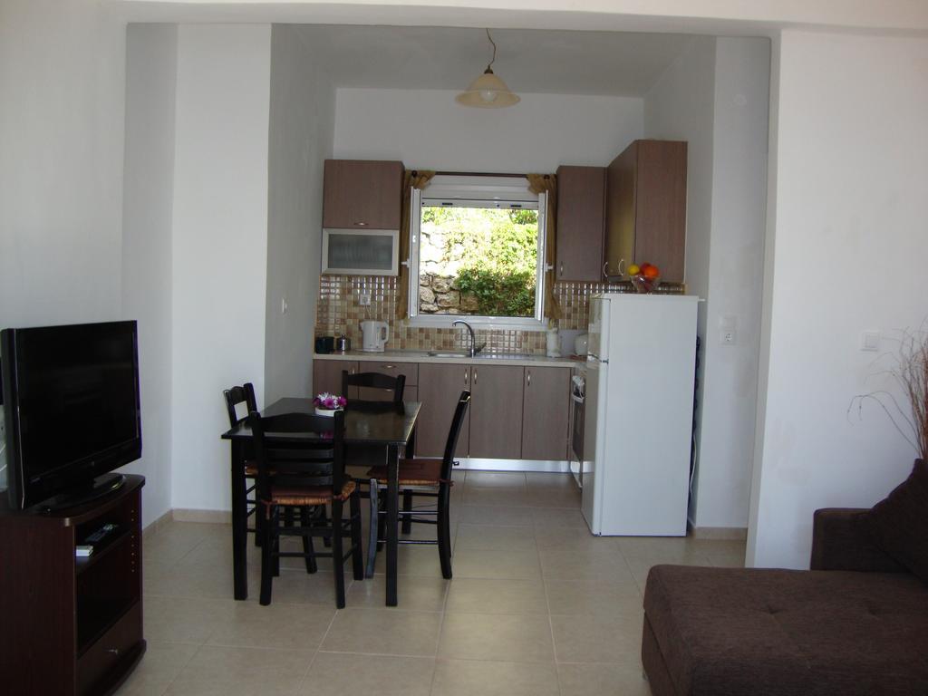 Fantasia Apartment Lákones Exterior foto